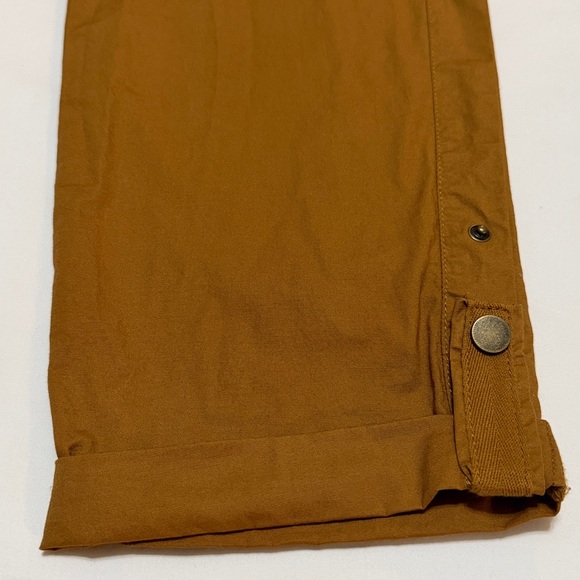 Democracy Convertible Utility Cargo Pants size 4 NWT - Picture 3 of 5